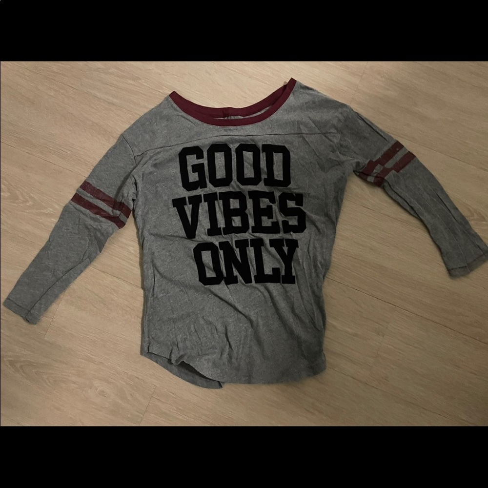 American eagle graphic tee